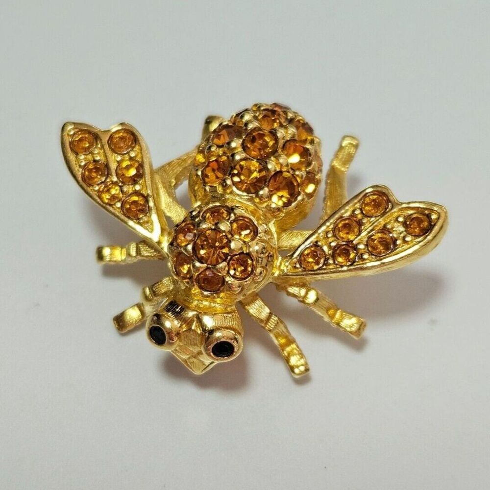 Joan Rivers gold tone bee brooch orange